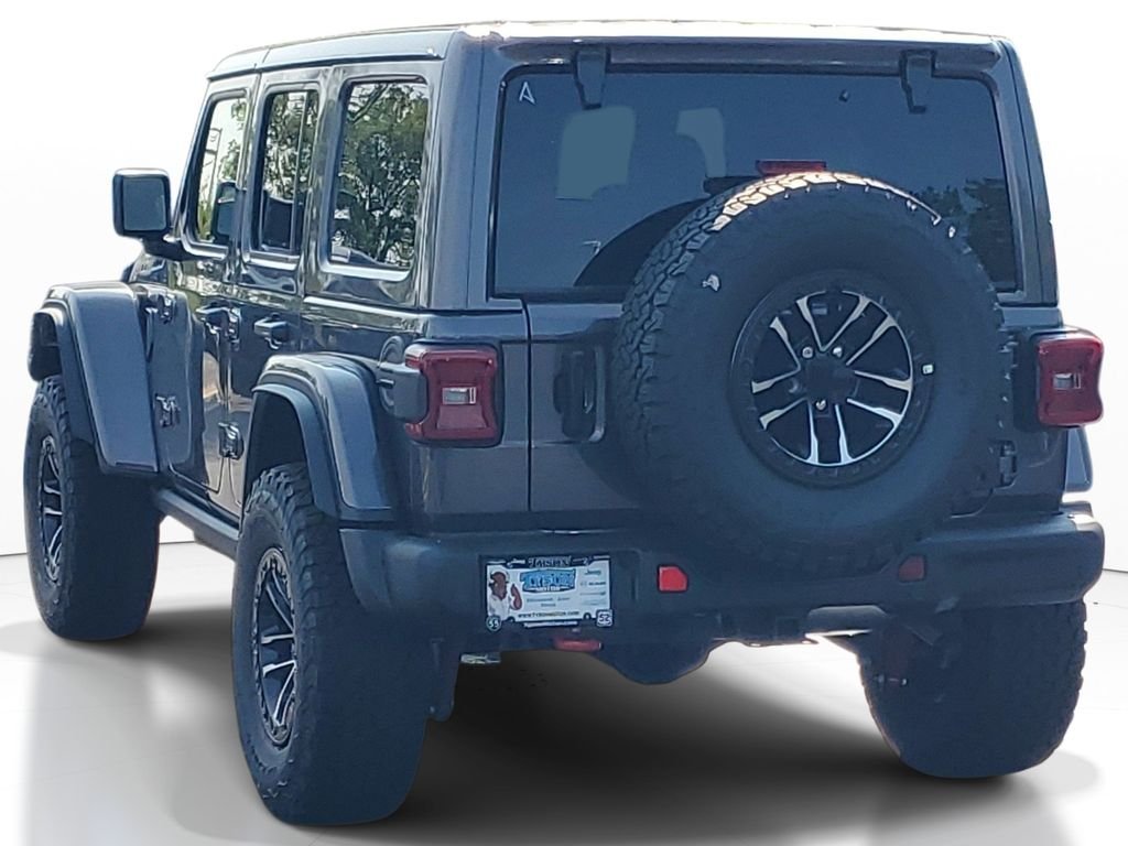 New 2026 Granite Crystal Metallic Clearcoat Jeep Rubicon X image 3