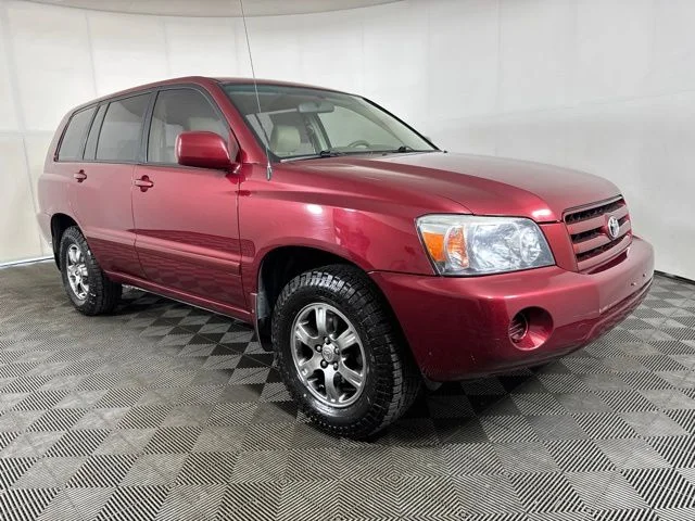 Used 2004 Red Toyota Base image 1