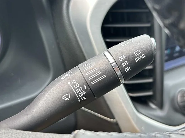Used 2019 White GMC SLT-1 image 24
