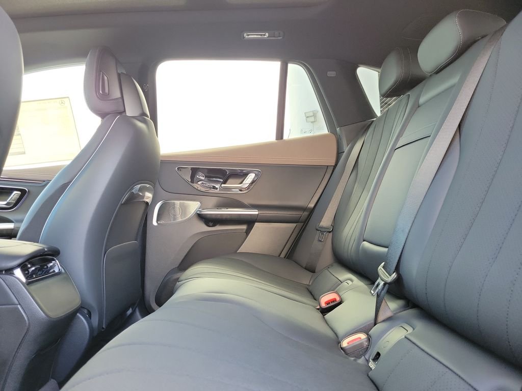 New 2027 Polar White Mercedes-Benz EQE 320+ image 10
