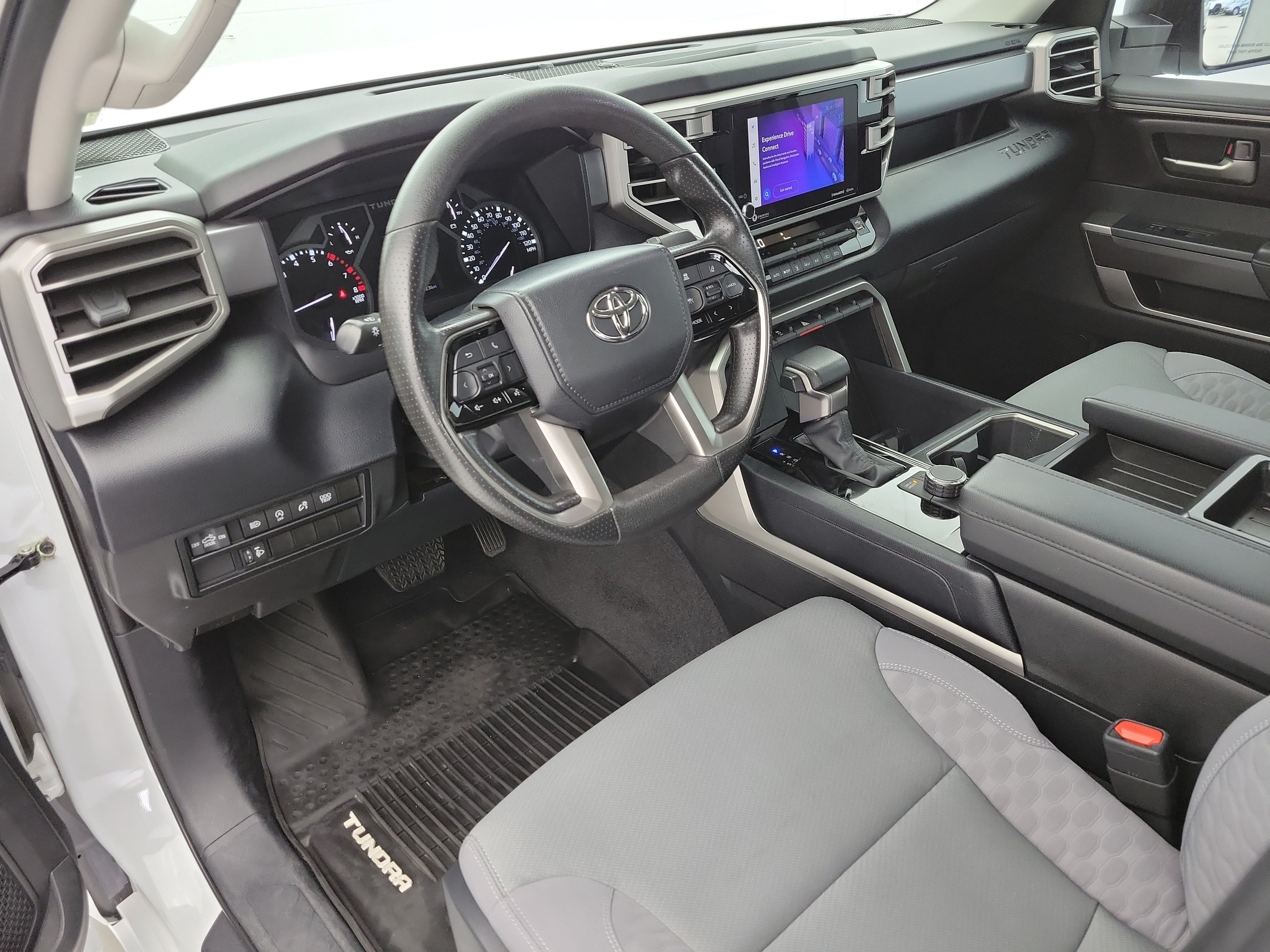 Used 2023 Ice Cap Toyota SR5 image 17