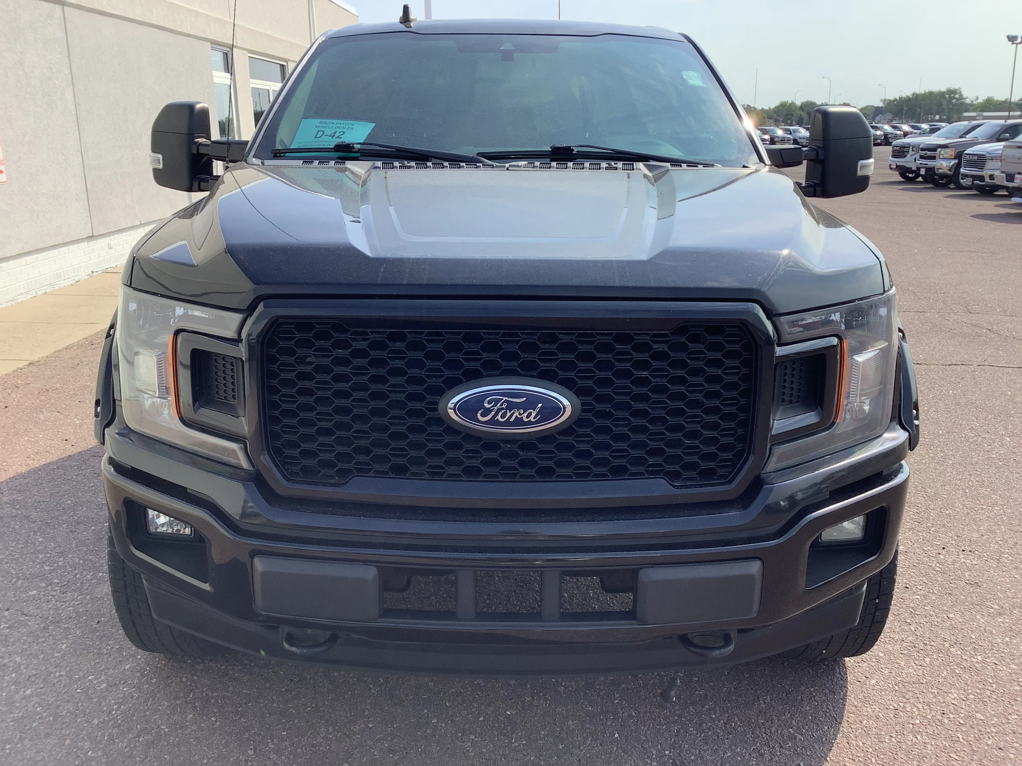 Used 2019 Black Ford  image 2