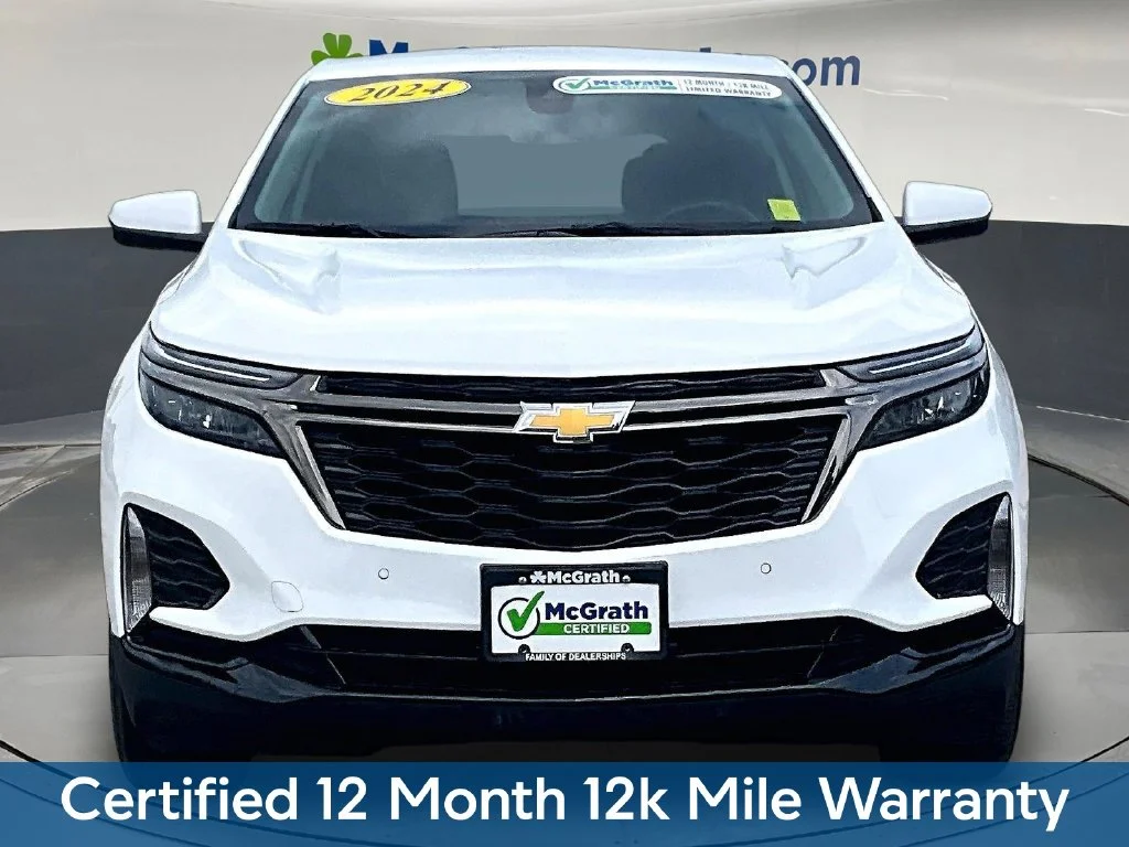 Used 2024 White Chevrolet LT image 2