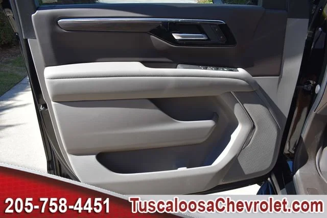 2026 Chevrolet Suburban LS - Photo 13