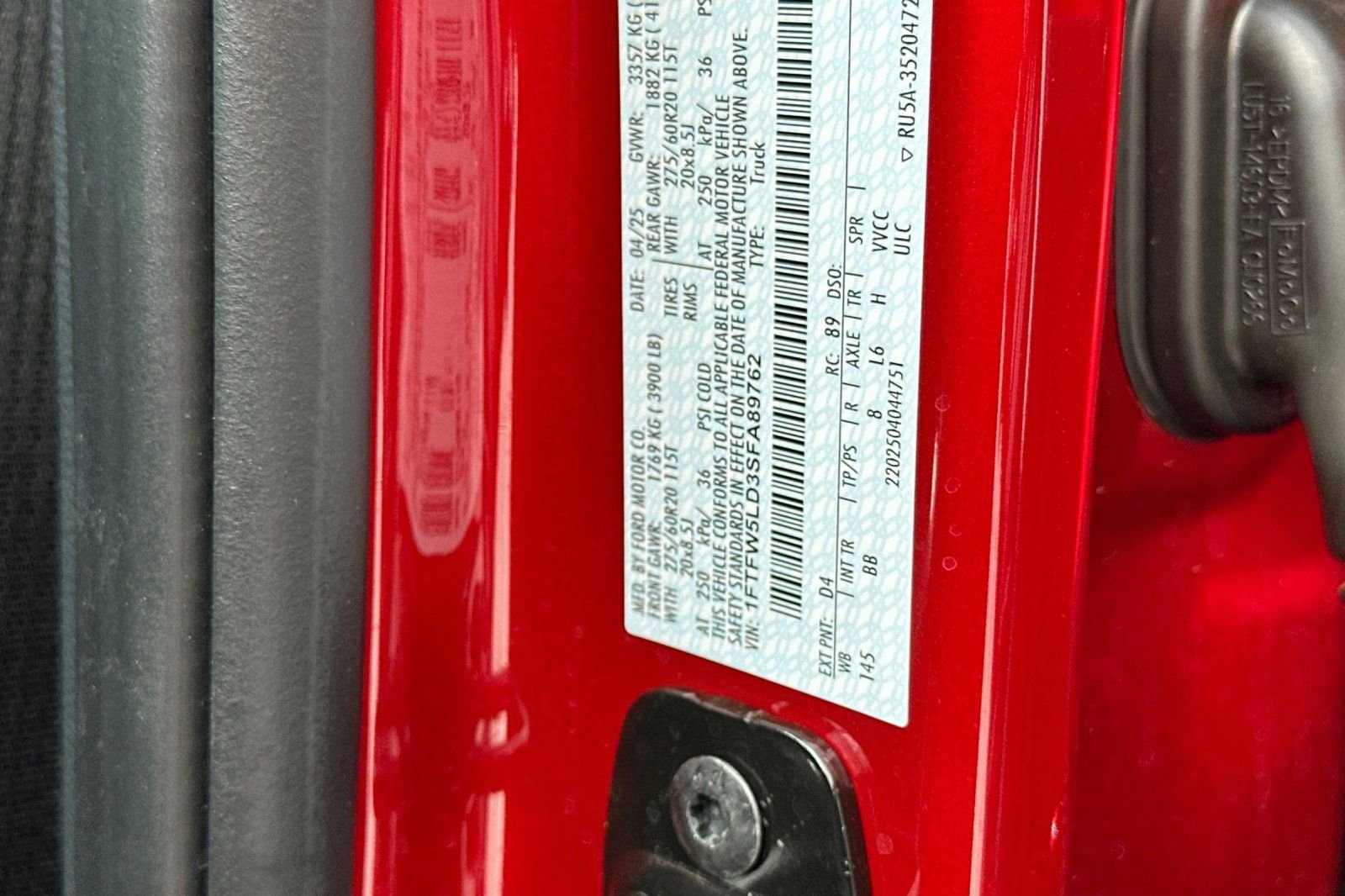 Used 2025 Red Ford Lariat image 33