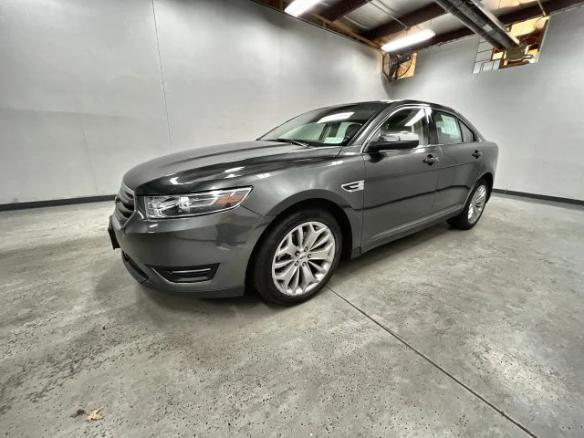 2016 Ford Taurus Limited