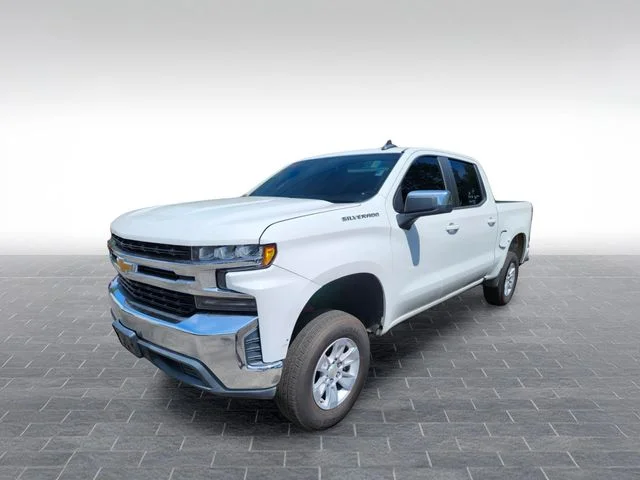 Used 2020 White Chevrolet LT image 3