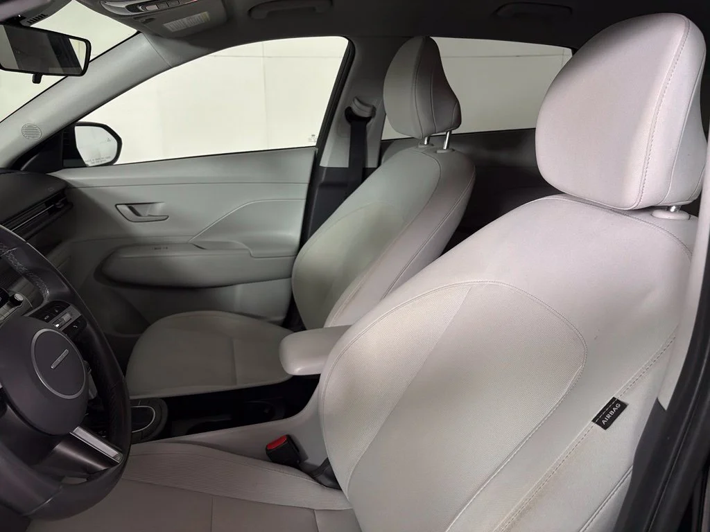Used 2024 Black Hyundai SEL image 18