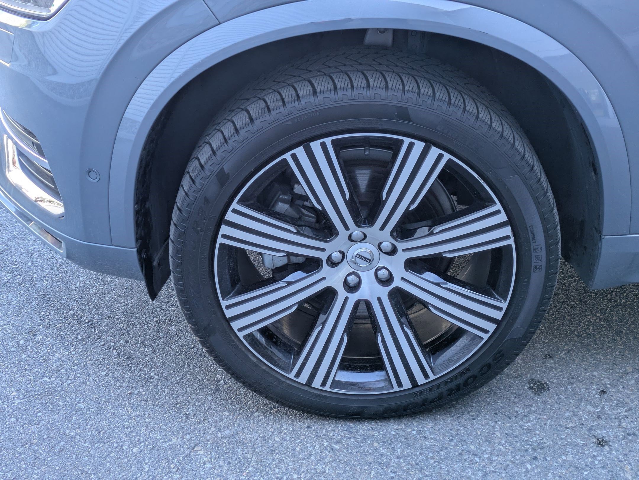 Used 2023 Thunder Gray Metallic Volvo Ultimate image 10
