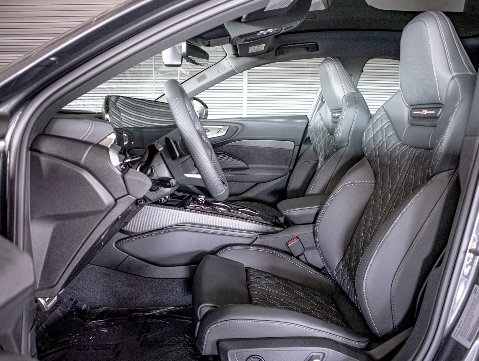 New 2026 Daytona Gray Pearl Effect Audi Premium Plus image 8
