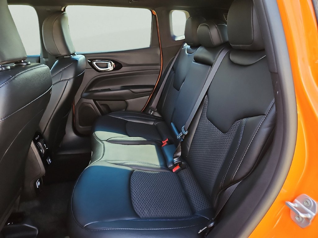 New 2026 Joose Exterior Paint Jeep Latitude Altitude image 11