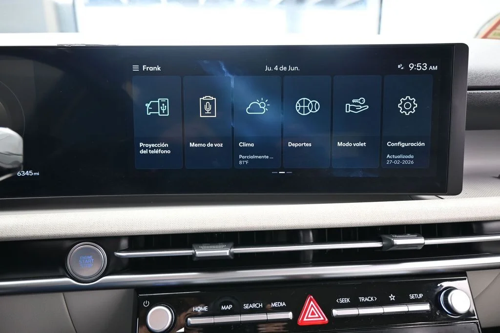 Used 2025 Ecotronic Gray Hyundai SEL Convenience image 22