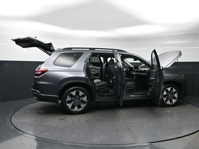 Certified Used 2026 Modern Steel Metallic Honda AWD Touring image 39