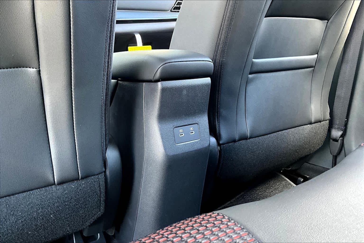 2026 Nissan KICKS SR - Photo 20