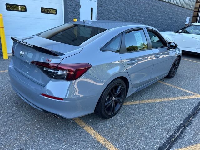 Used 2025 Urban Gray Pearl Honda  image 5