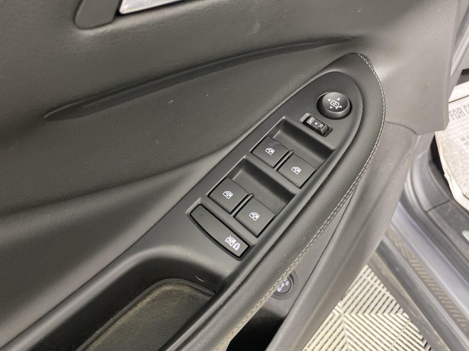 Used 2019 Satin Steel Metallic Buick Essence image 23