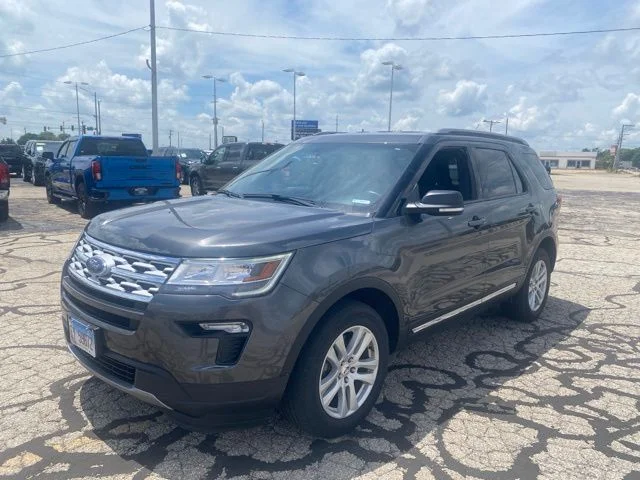 Certified Used 2019 Magnetic Ford XLT image 1