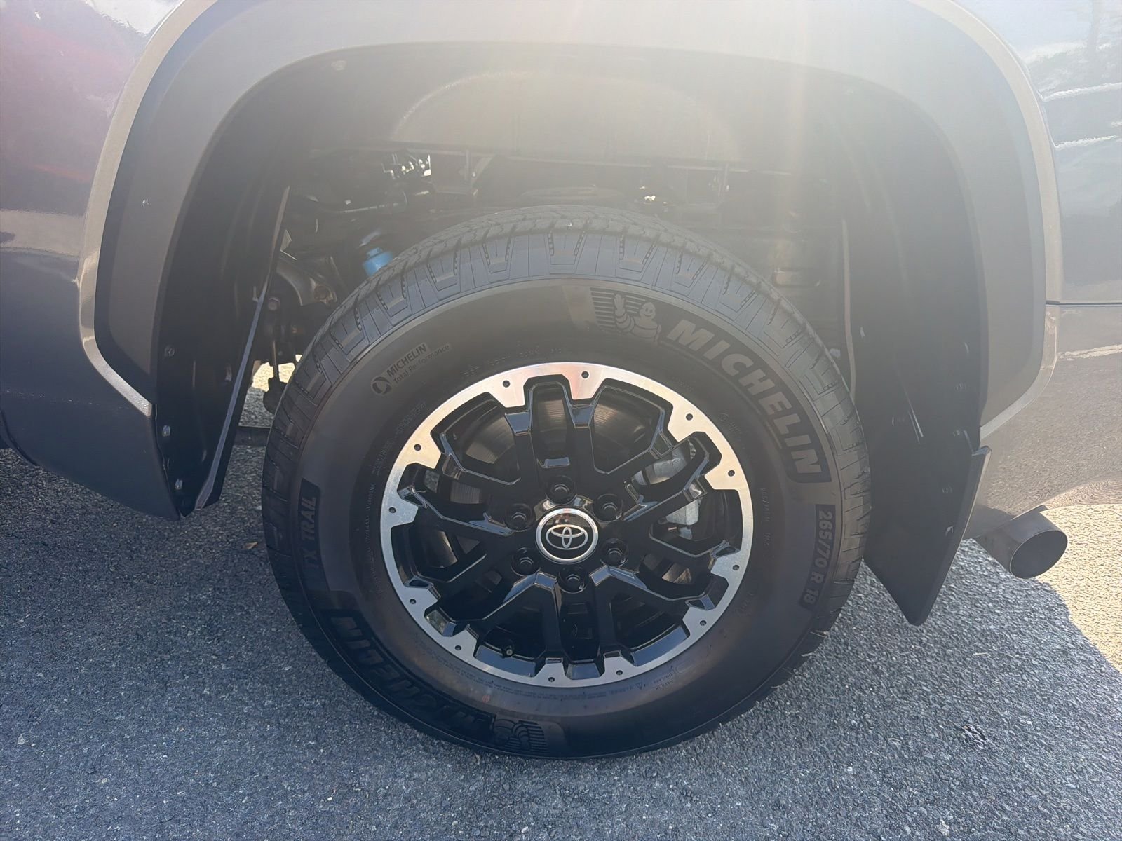 Used 2022 Gray Toyota SR5 image 26
