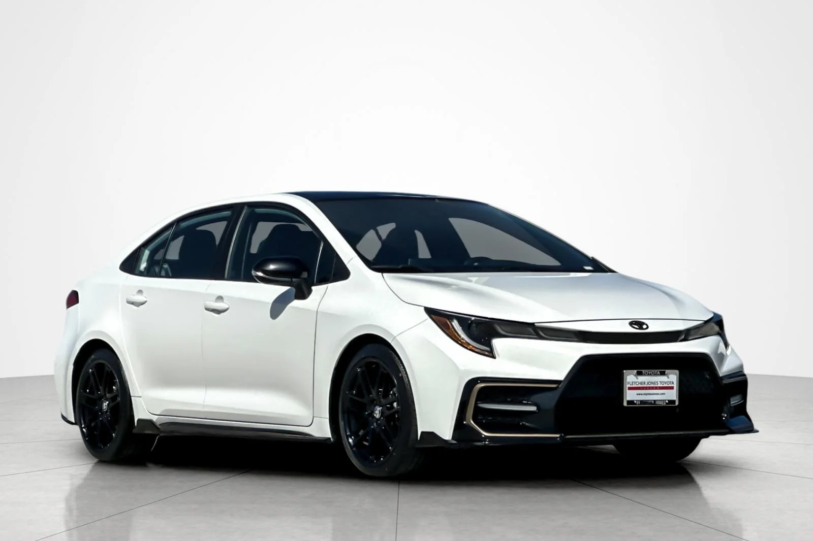 Used 2021 WHITE/BLACK TOP Toyota APEX XSE image 7