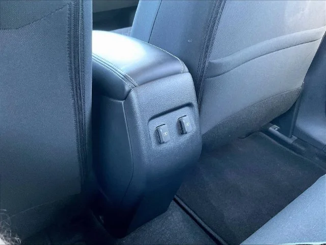 Used 2024 Gray Nissan SR image 12