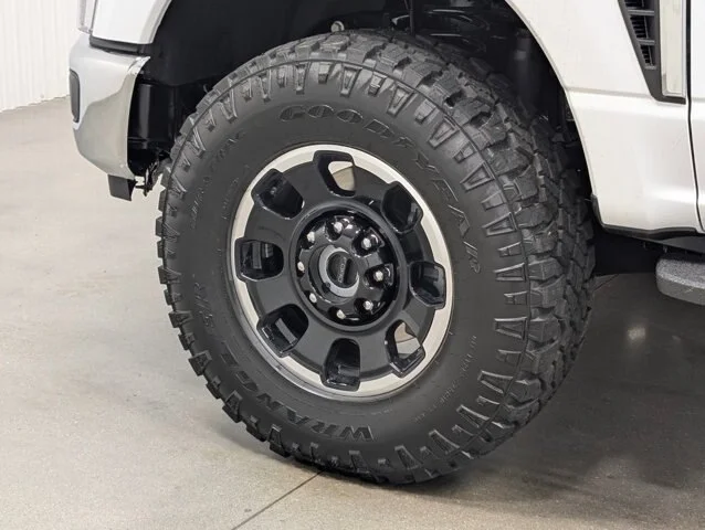 New 2026 Oxford White Ford F-250® King Ranch® image 37