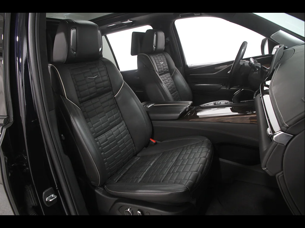 Used 2022 Dark Moon Blue Metallic Cadillac Sport Platinum image 19