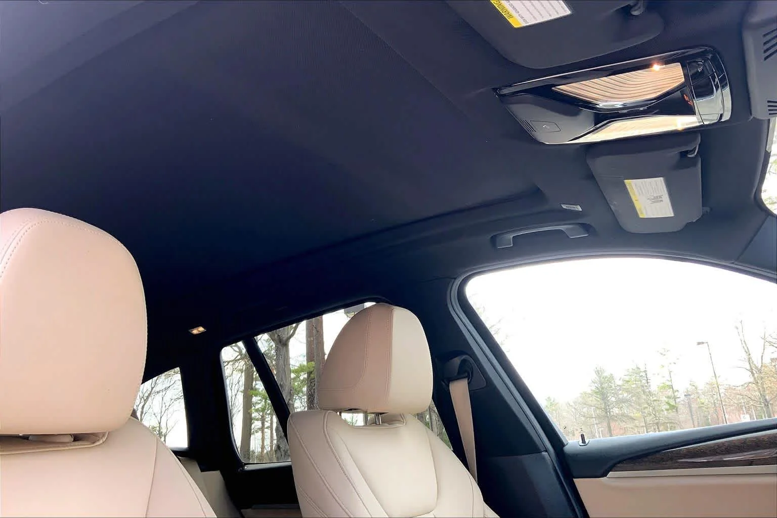 Used 2019 Dark Graphite Metallic BMW xDrive30i image 13