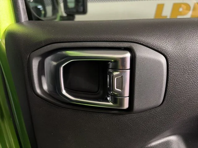 2026 Jeep Wrangler 4-Door Willys - Photo 21