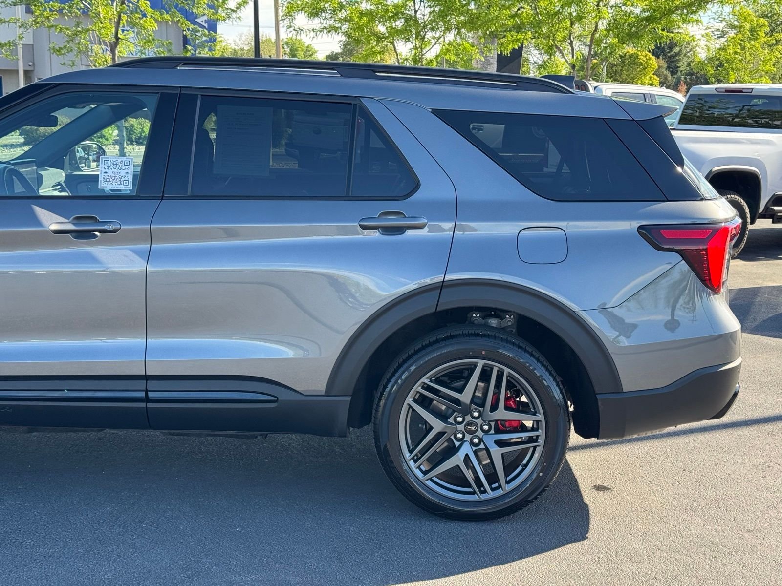 Used 2025 Gray Metallic Ford ST-Line image 5
