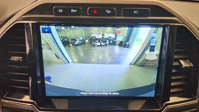 Used 2022 Gray Metallic Ford Lariat image 16