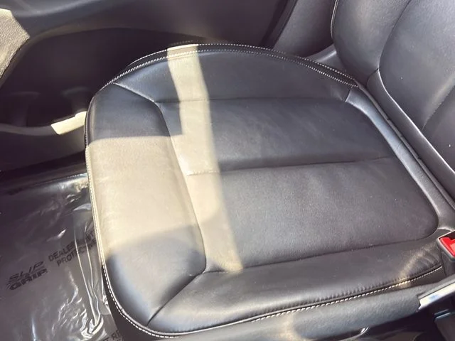 Used 2023 White Jeep Limited image 24