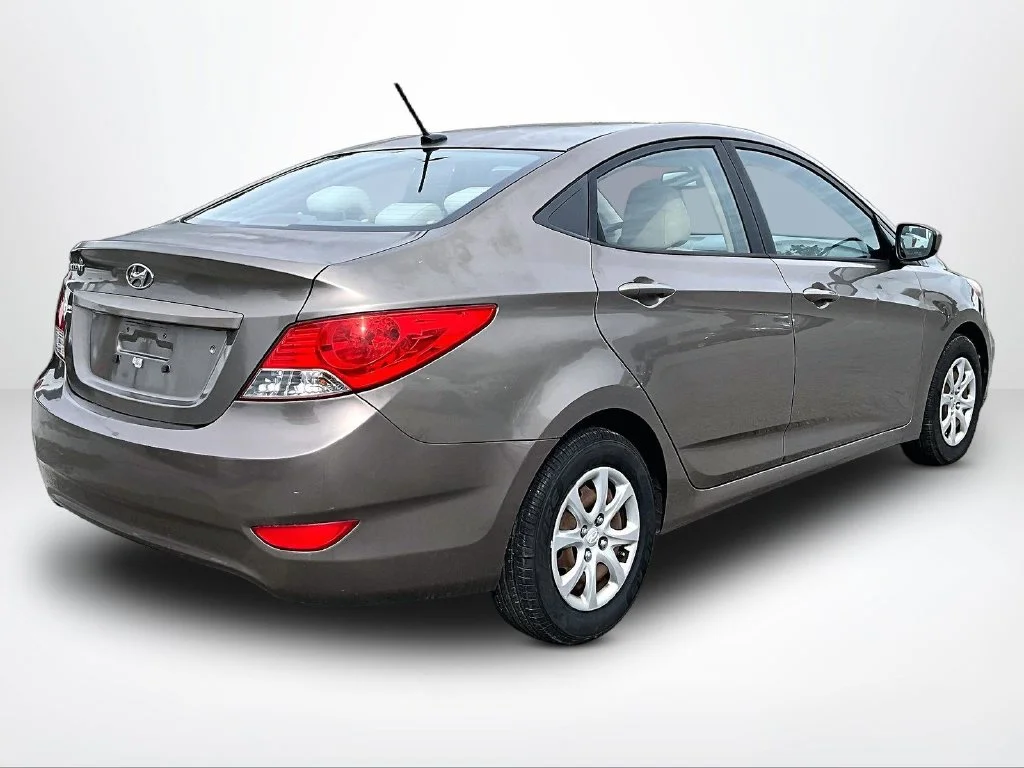 Used 2012 Brown Hyundai GLS image 3