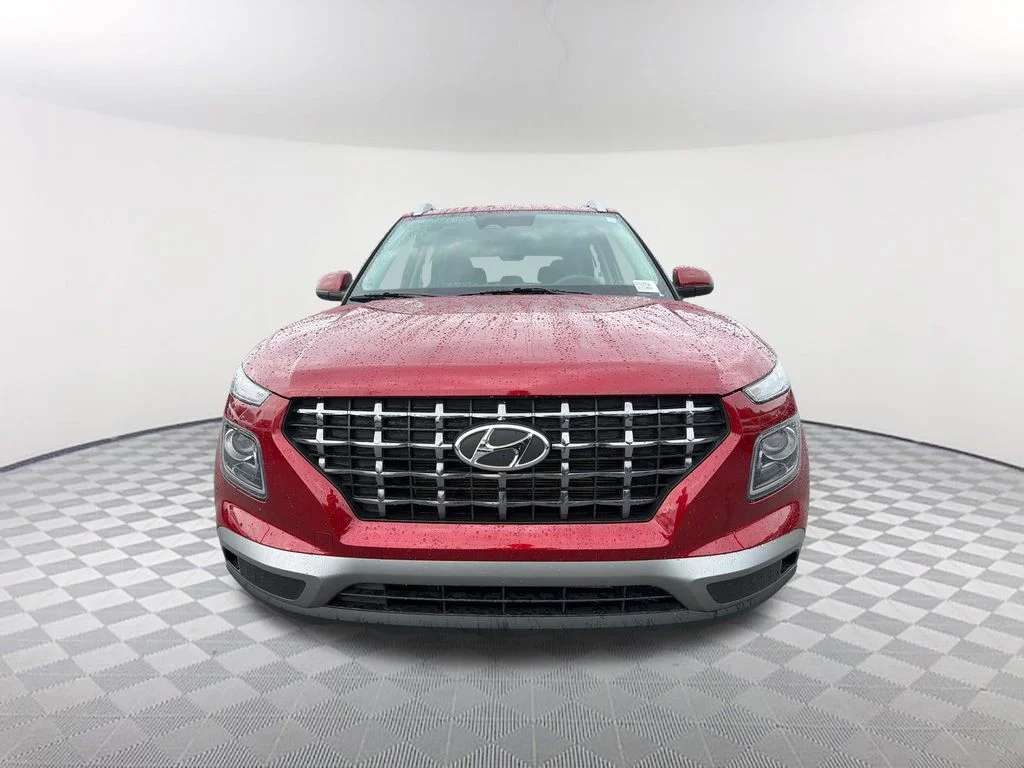 Used 2024 Red Hyundai SEL image 2