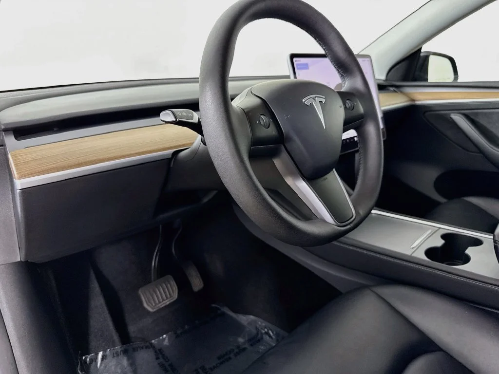 Used 2025 Black Tesla Long Range image 9