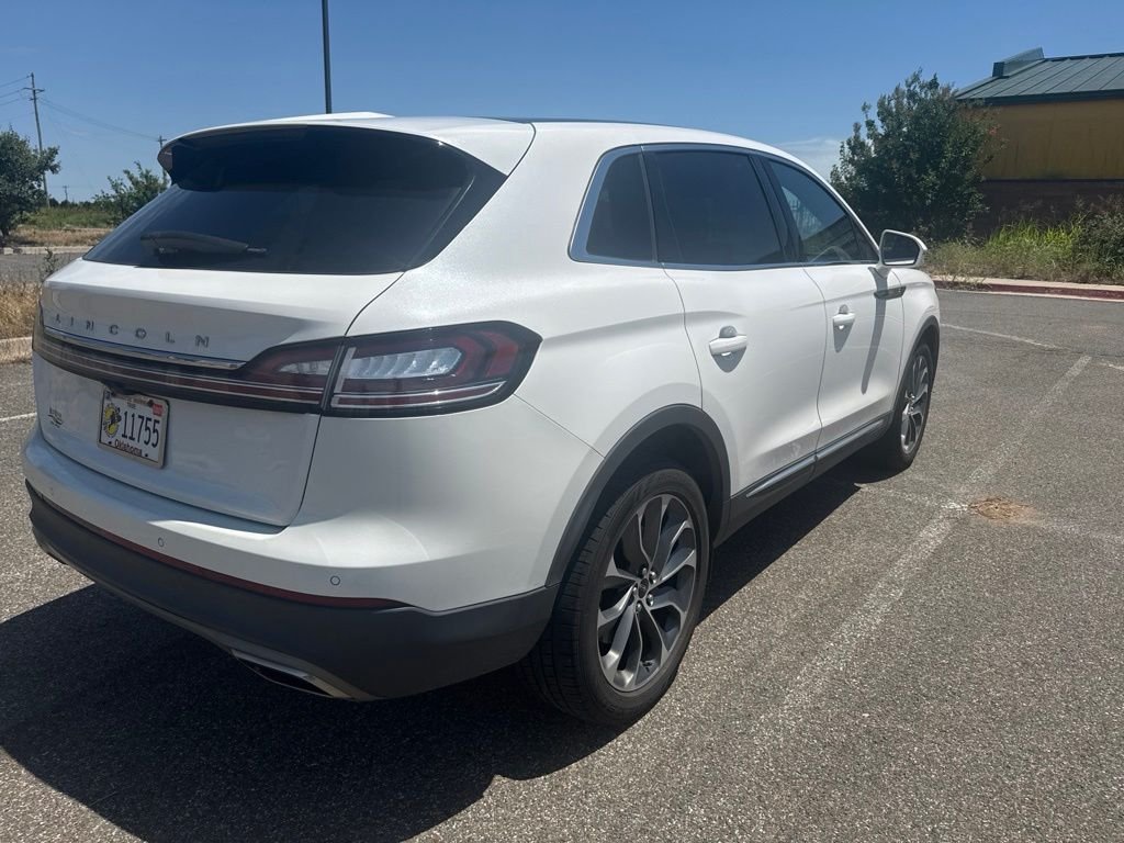 Used 2022 White Lincoln Reserve image 6