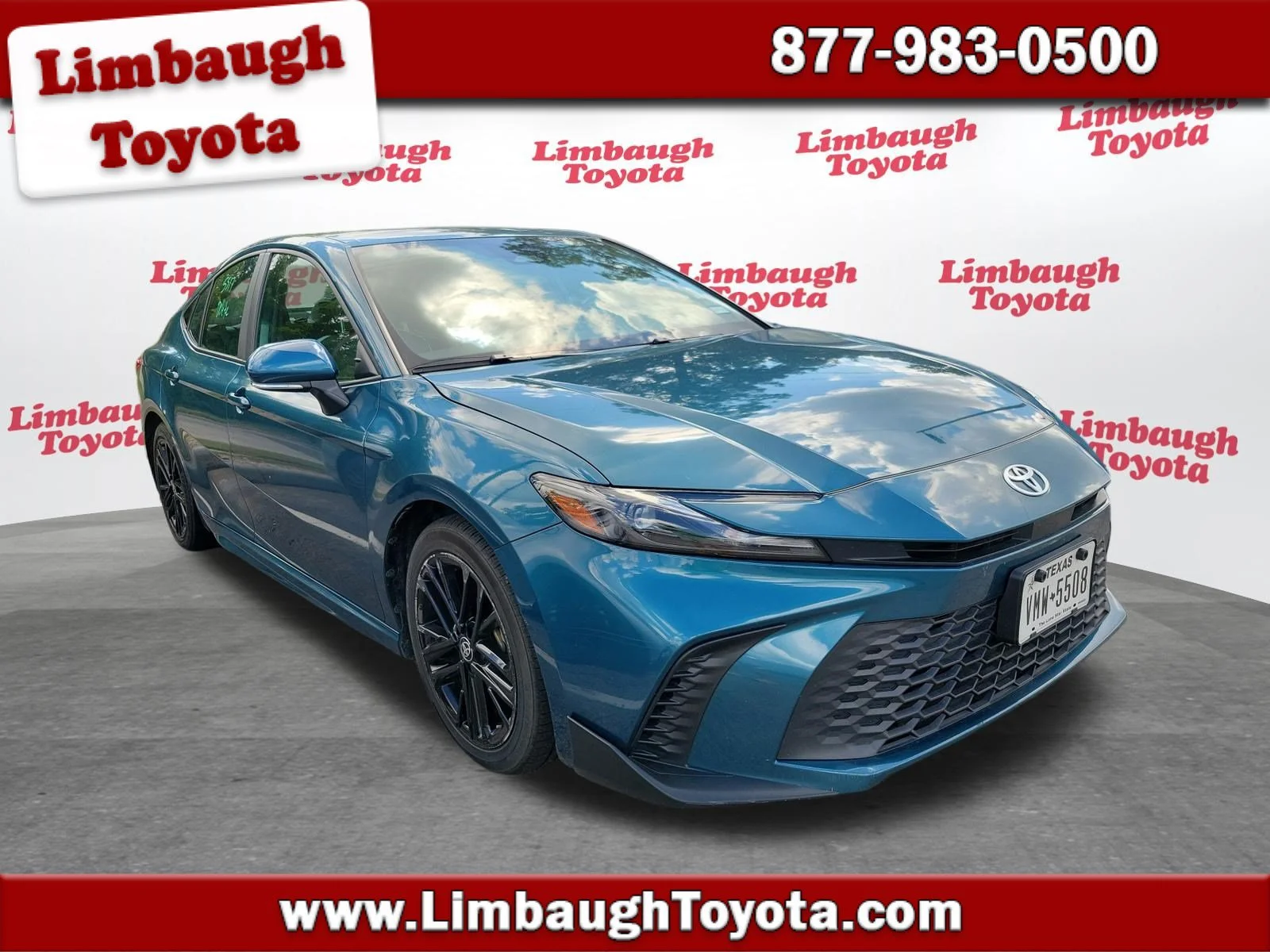 Used 2025 Ocean Toyota SE image 1