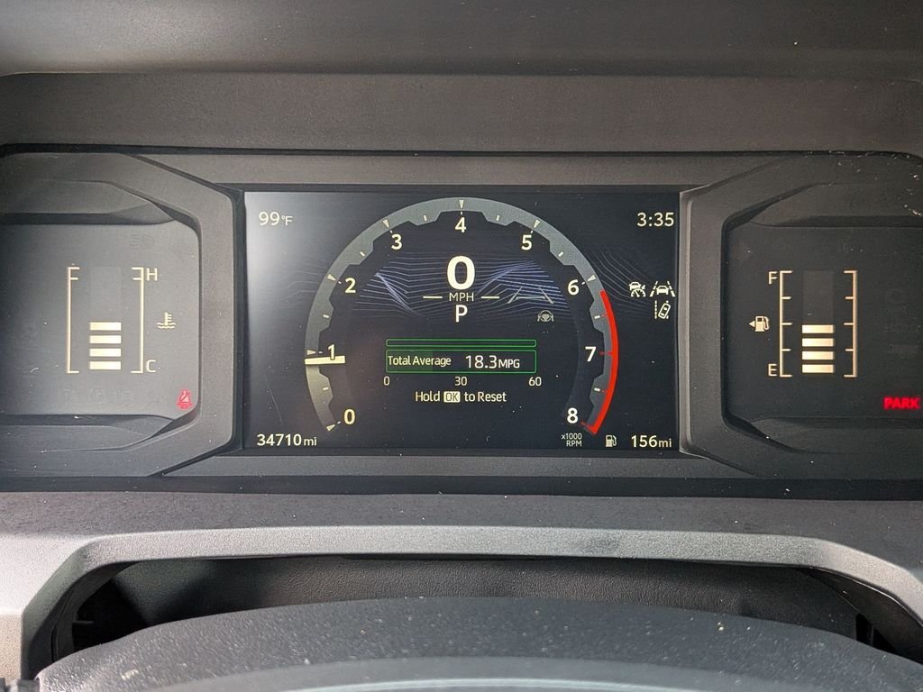 Used 2024  Toyota SR5 image 18