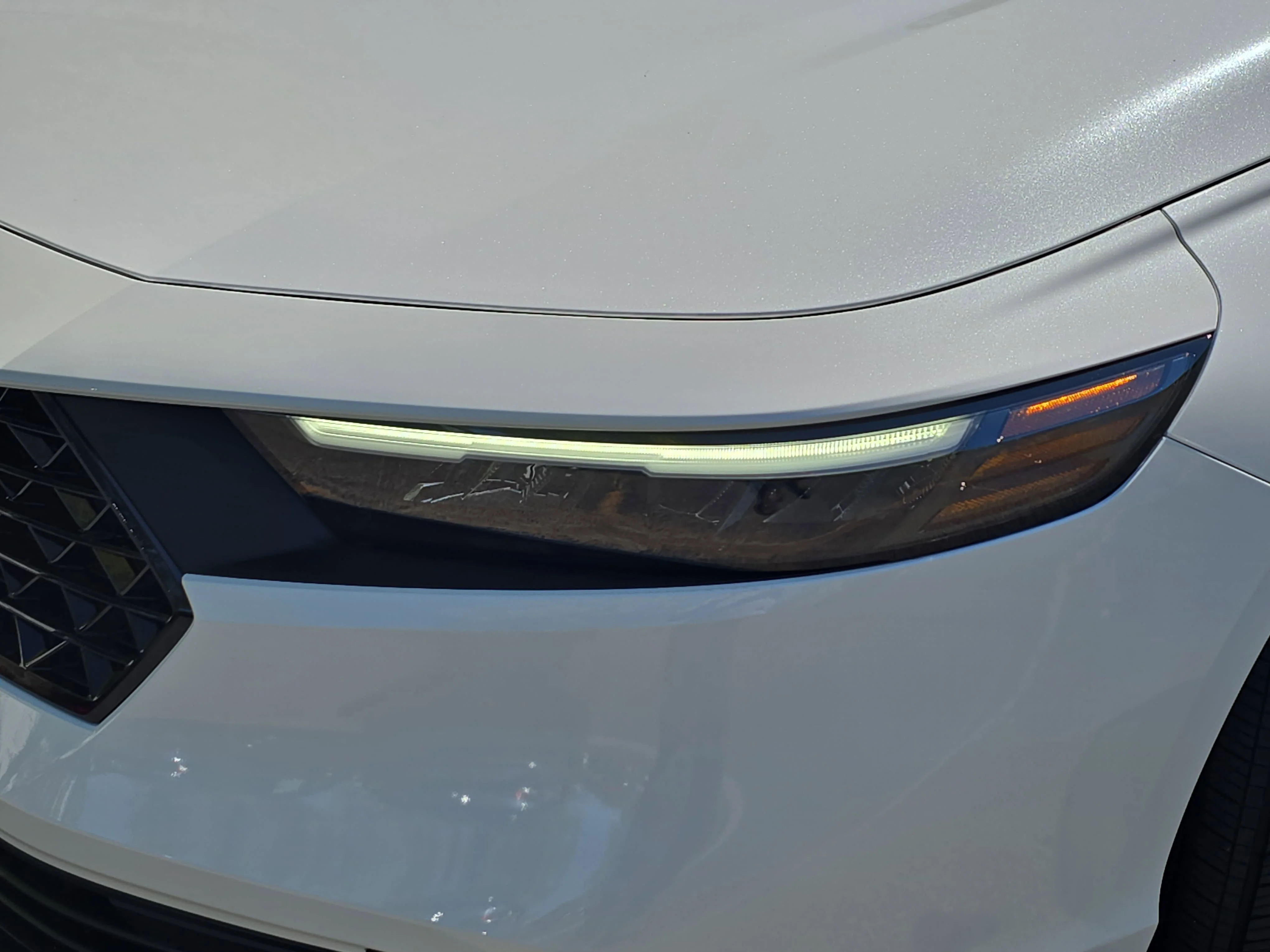 New 2026 Platinum White Pearl Honda SE image 27