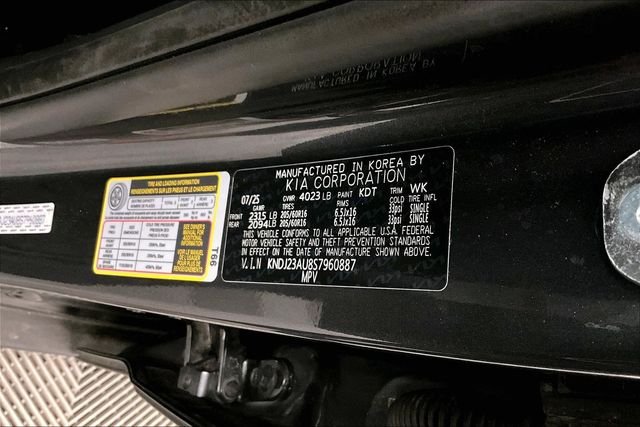 Used 2025 Gravity Gray Kia LX image 34