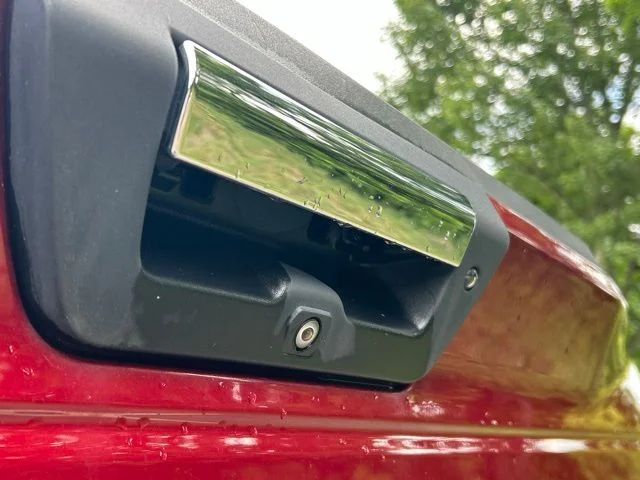 Used 2016 Red Ford XLT image 19