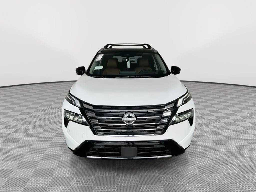 New 2026 White/off-white Nissan Platinum image 3