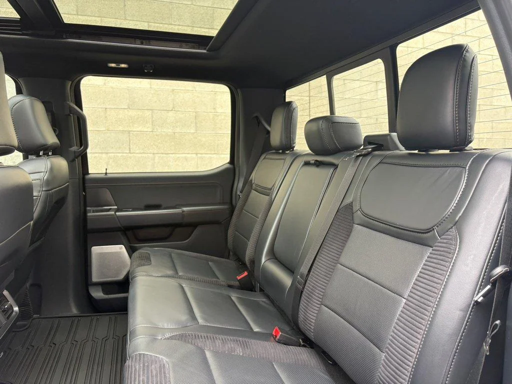 2023 Ford F-150 Raptor - Photo 15