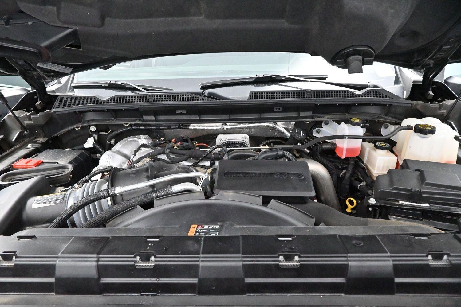 Used 2024 Onyx Black GMC AT4 image 39