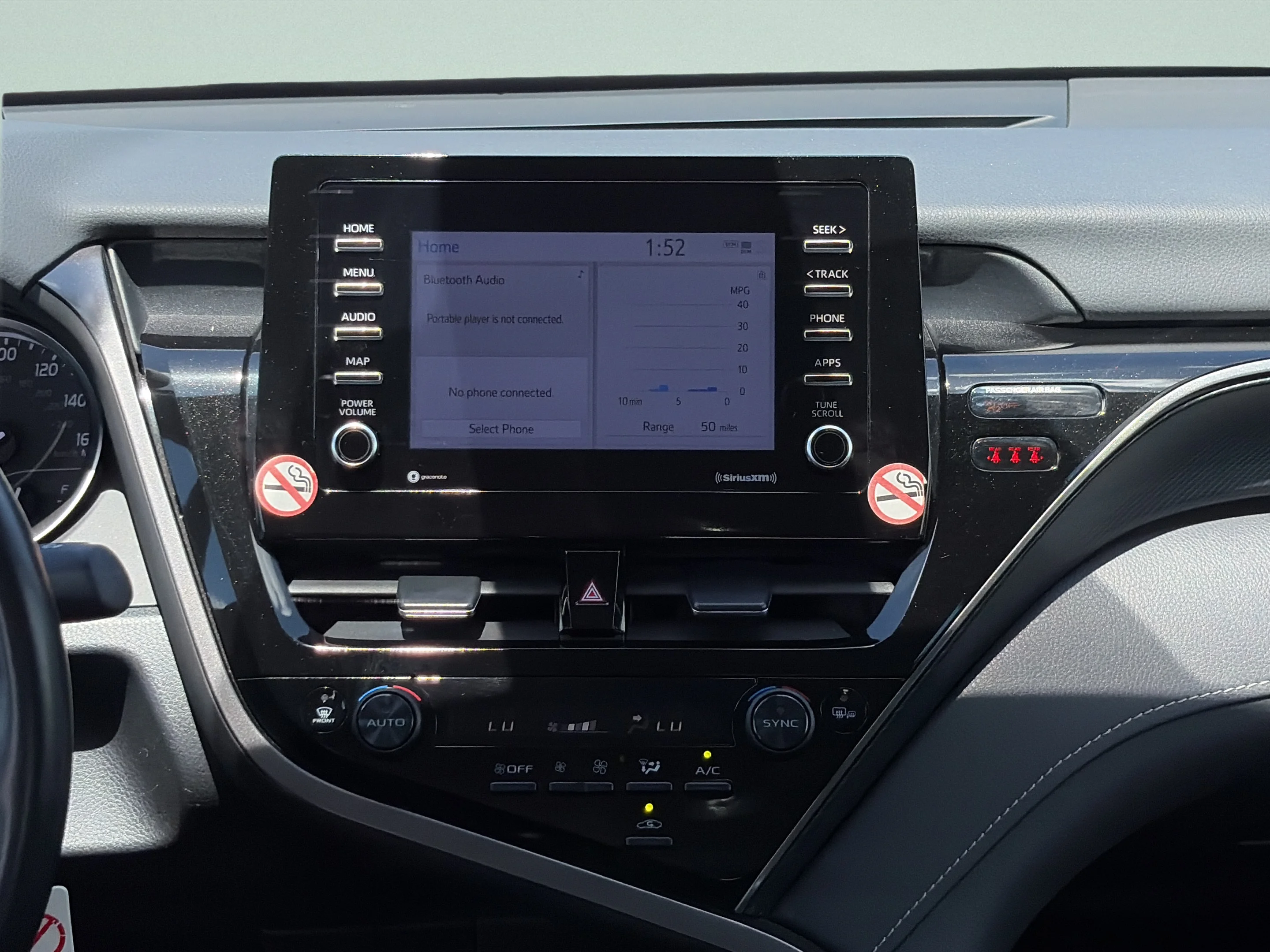 Used 2024 Ice Toyota SE image 13