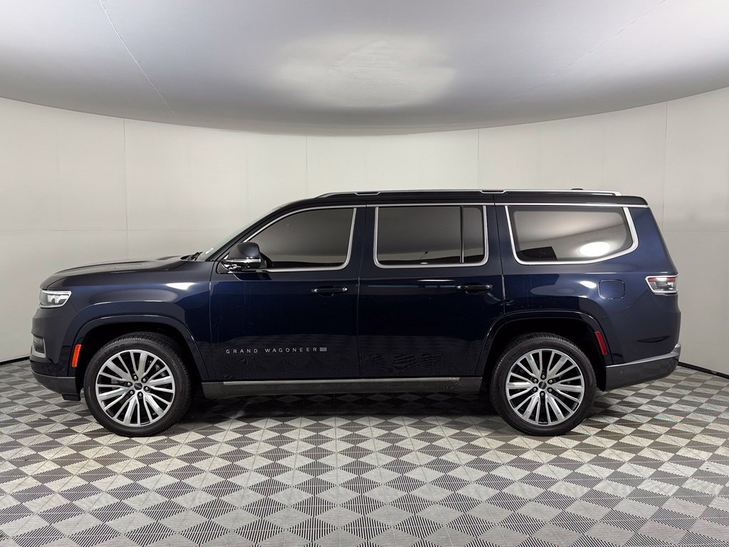 Used 2022 Black Jeep Series III image 10