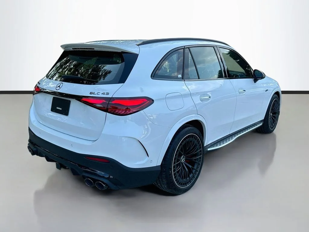 Used 2026  Mercedes-AMG GLC 43 AMG® image 5
