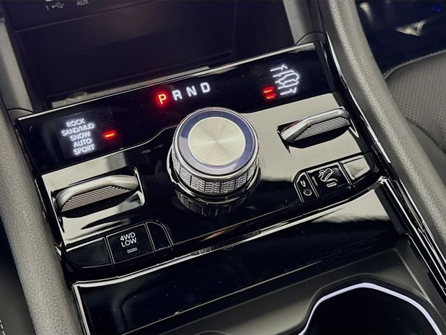 2025 Jeep Grand Cherokee L Overland - Photo 17