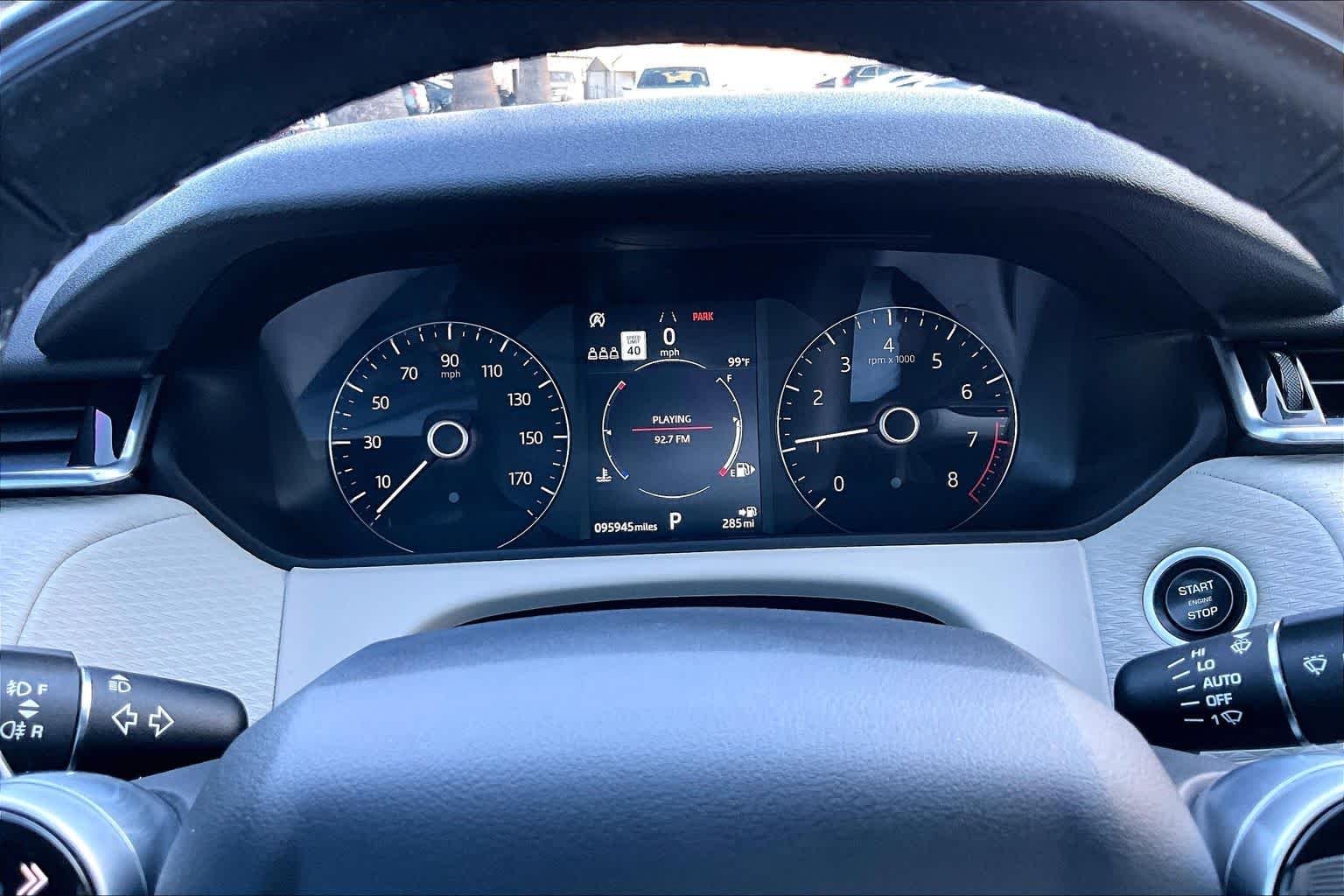 Used 2020 Narvik Black Land Rover R-Dynamic S image 25