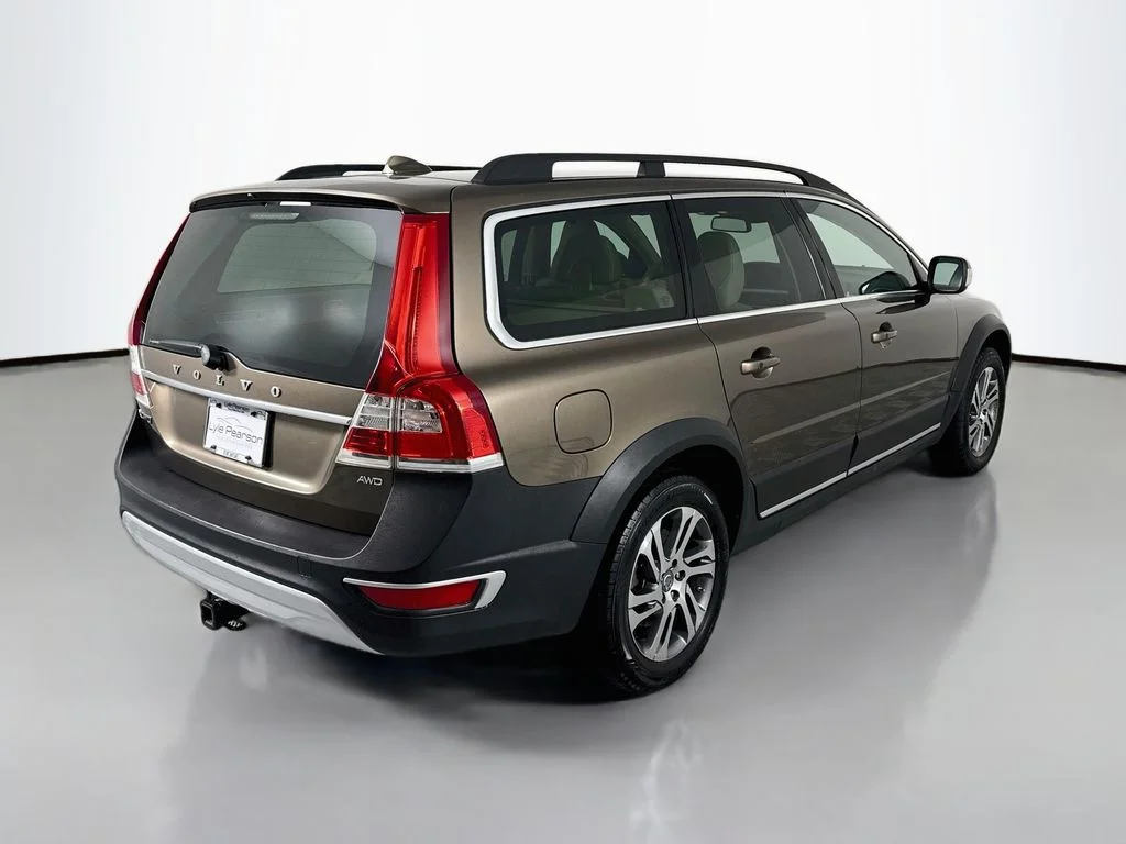 Used 2015 Blue Volvo 3.2 Premier image 9