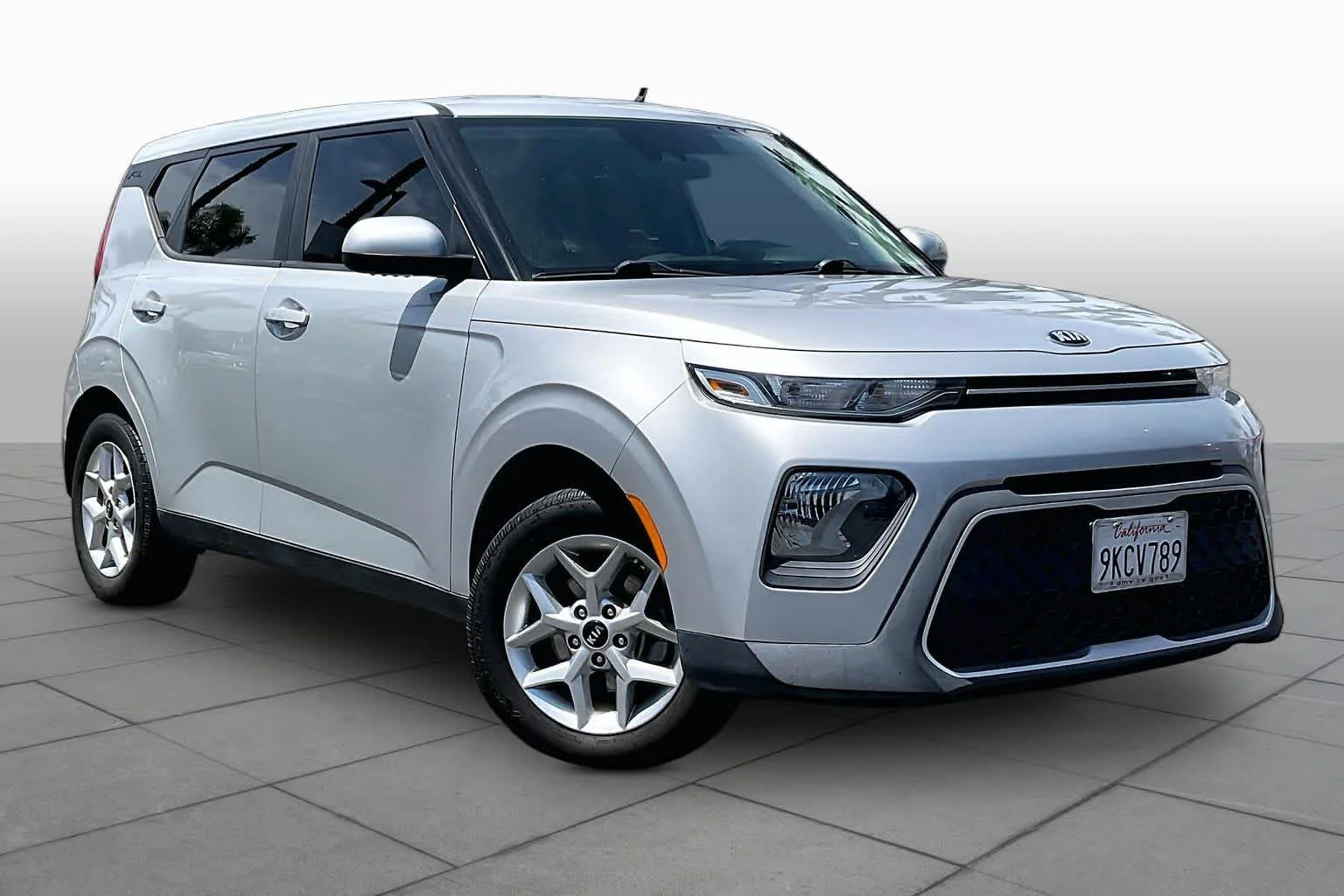 Used 2020 Kia Soul S with VIN KNDJ23AU8L7103194 for sale in Anaheim, CA